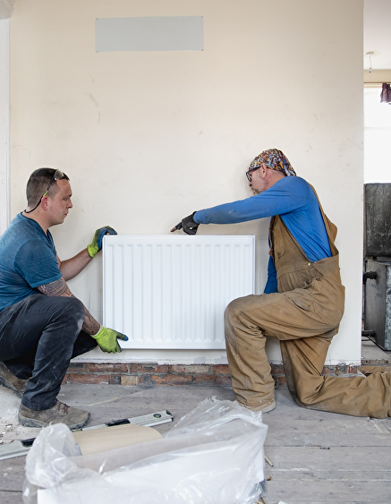 Het installeren van een nieuwe radiator